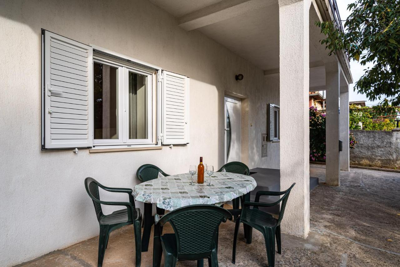 Apartment Eva Maslenica Exterior photo